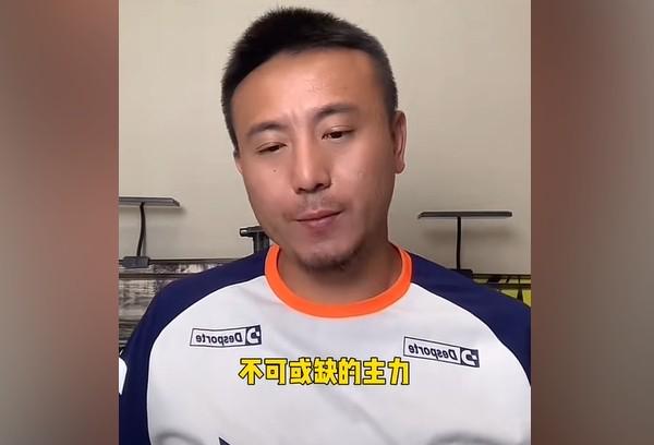 九游体育-詹姆斯与火箭队的短暂合作回顾与舆论反响